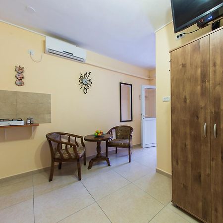 Dead Sea Sun Guest House Арад Екстериор снимка